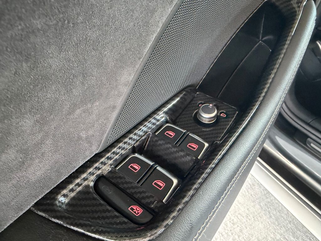 AUDI S3 Lim. KW-Fahrwerk/19 Zoll/ Klappenauspuff AUDI S3 Lim. KW-Fahrwerk/19 Zoll/ Klappenauspuff