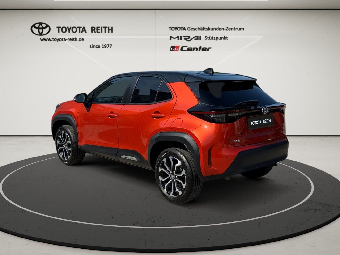 Toyota Yaris Cross Hybrid FWD Spicy Edition Navi LED Ap imagem 3