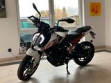 KTM 125 DUKE mit ABS - KLEINKRAFTRAD