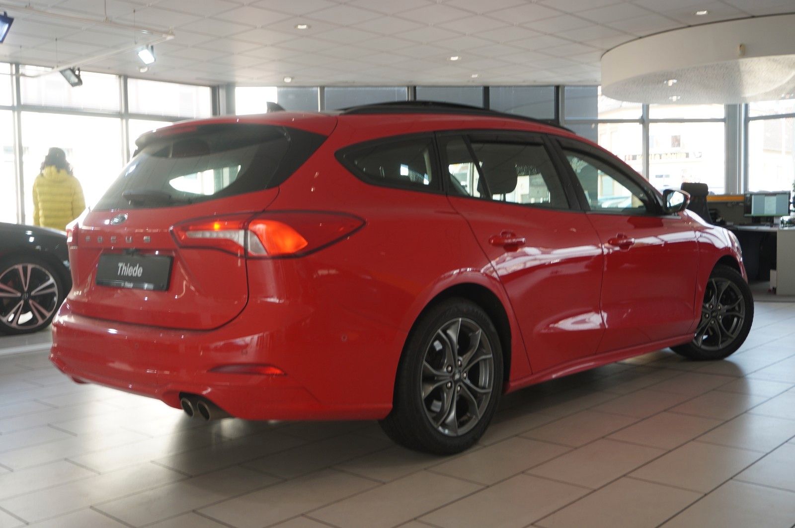 Fahrzeugabbildung Ford Focus 1,0 ST LINE SPORT NAVI/LED/KAMERA/PANO./SH