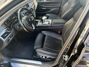BMW 740 - 9