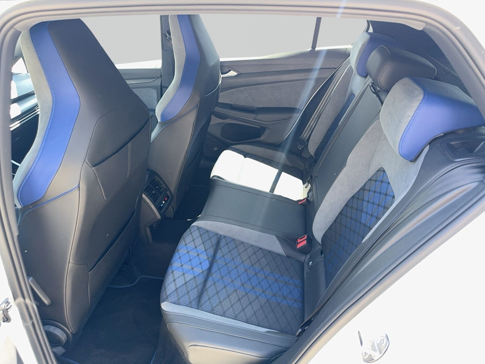 Golf VIII R 4Motion, Matrix, Rear View, Navi, DS