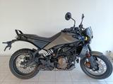 Husqvarna Svartpilen 125 Aktionfahrzeug