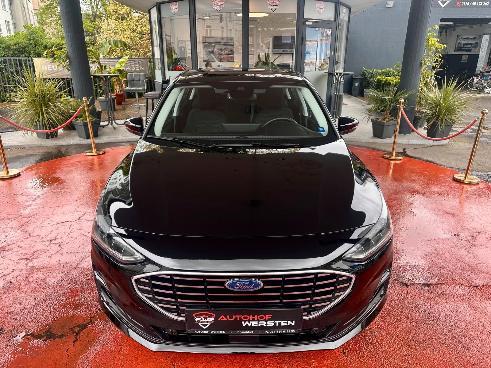 Ford Focus Lim. Titanium| Navi | LED | Assistenzpaket