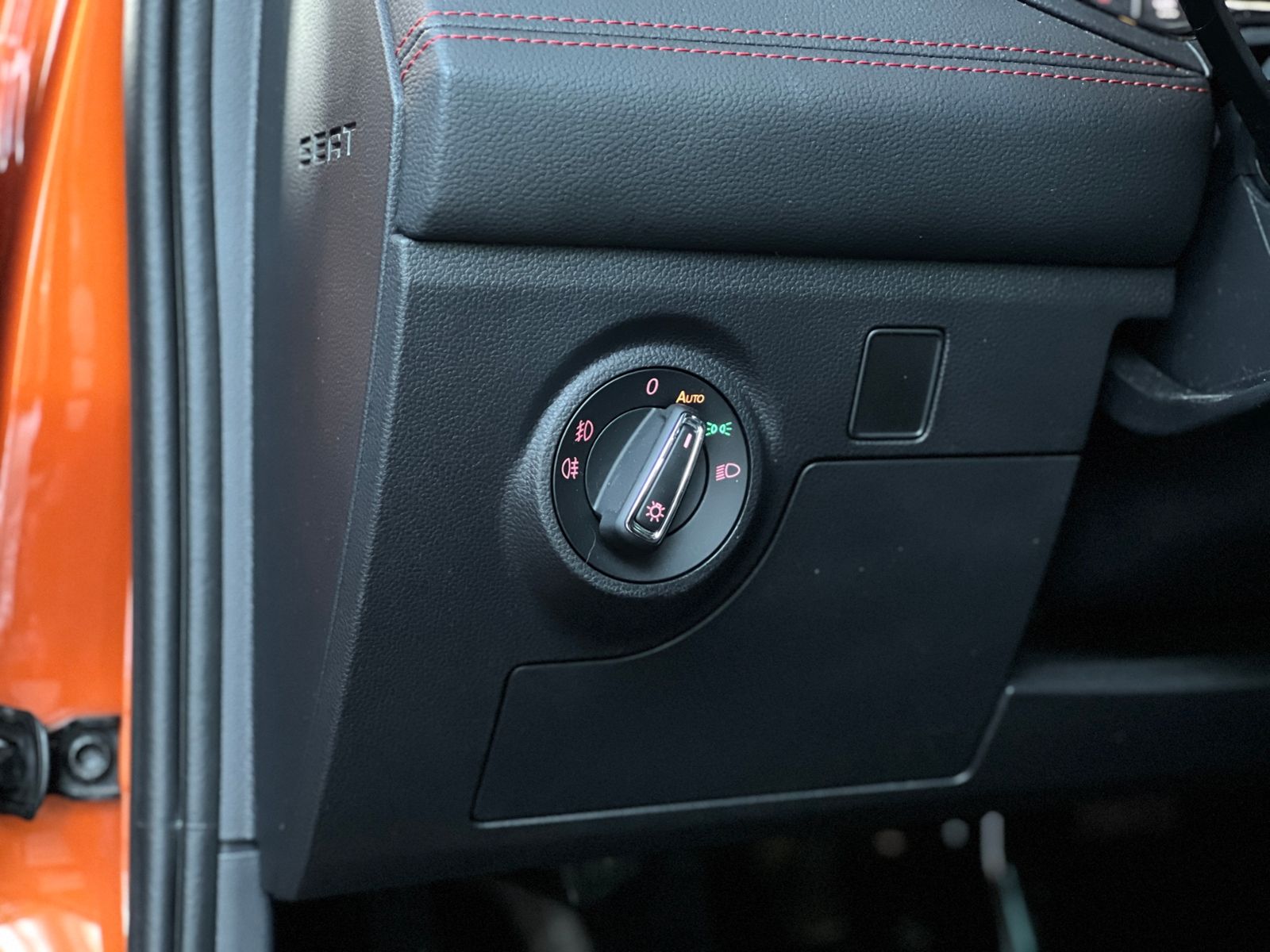 Fahrzeugabbildung SEAT IBIZA 1.0 TSI FR KLIMA LED NAVI ALU