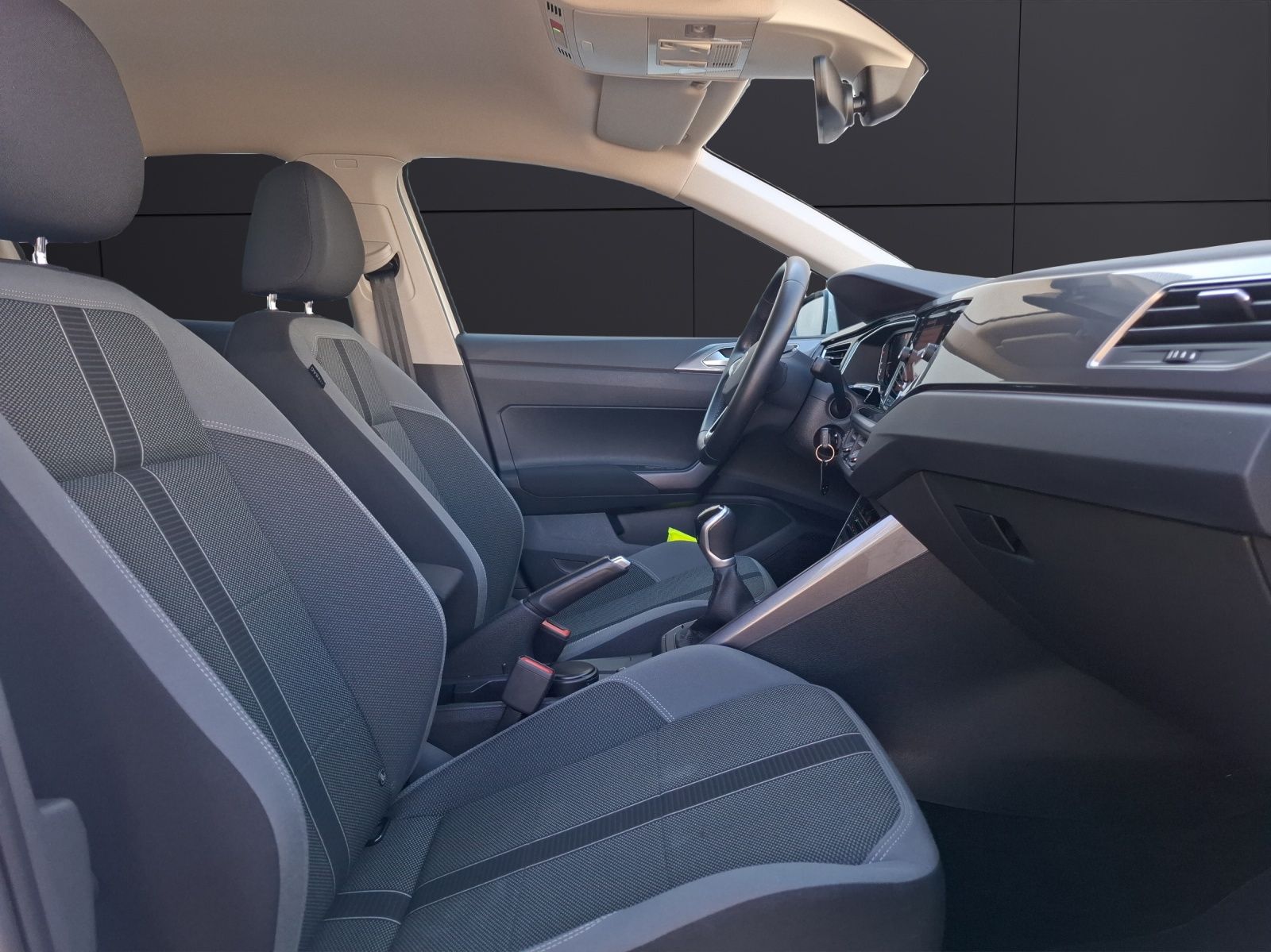 Fahrzeugabbildung Volkswagen Polo TSI Style Matrix Navi AID PDC SH LM