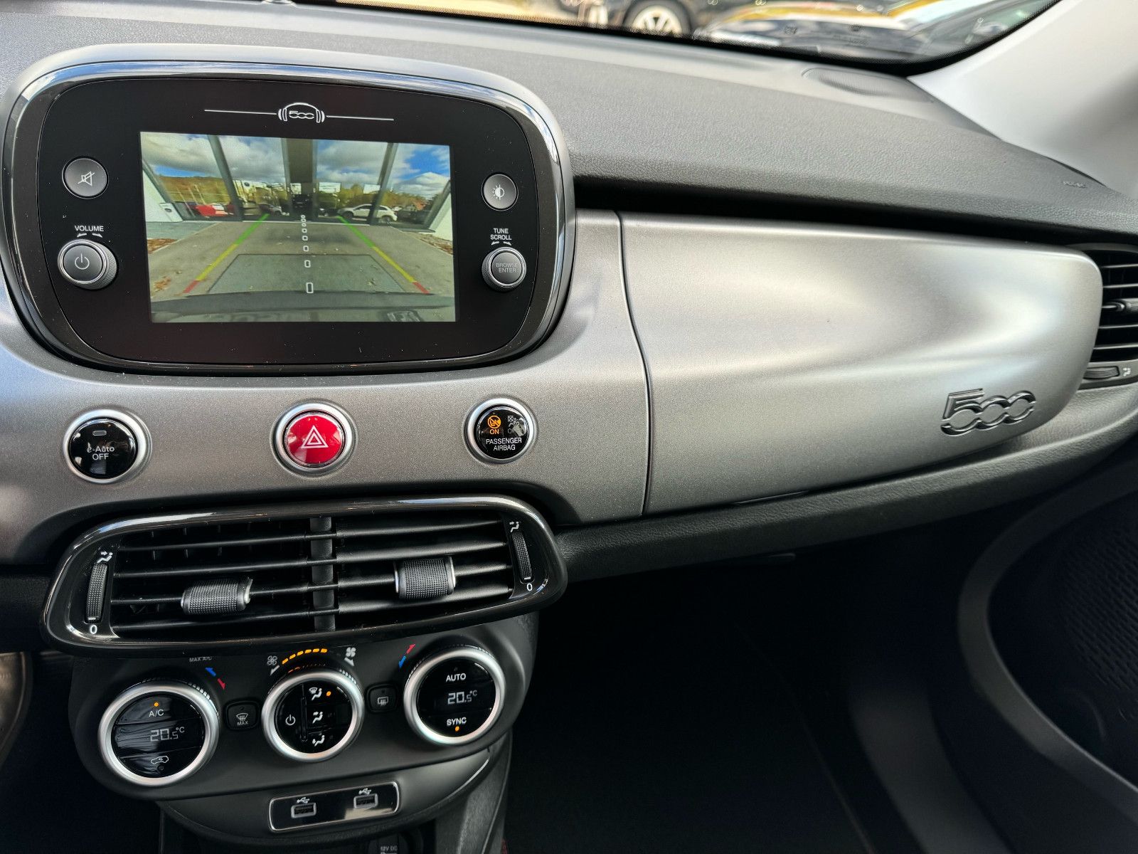 Fahrzeugabbildung Fiat 500X Sport Hybrid Automatik