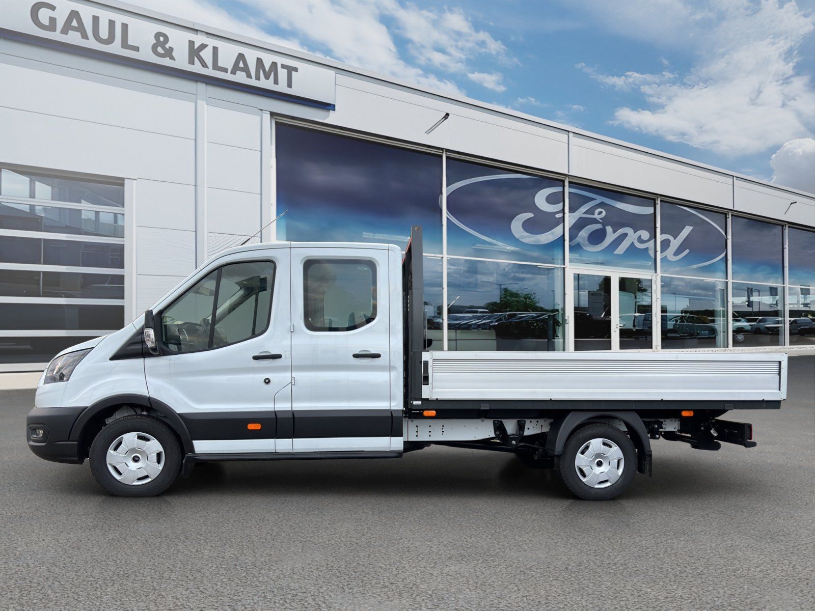 Fahrzeugabbildung Ford Transit 350 L5 Doppelkabine Trend