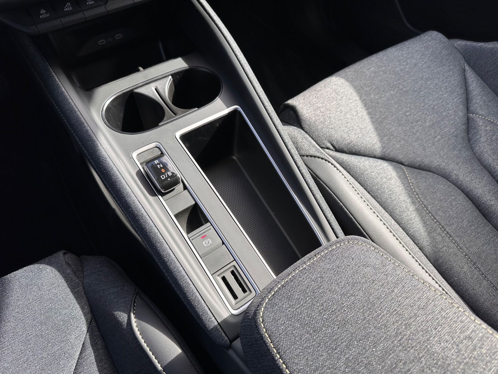 Fahrzeugabbildung SKODA Elroq 60 Loft AHK/ACC/Navi/LED/RFK/PDC/APP