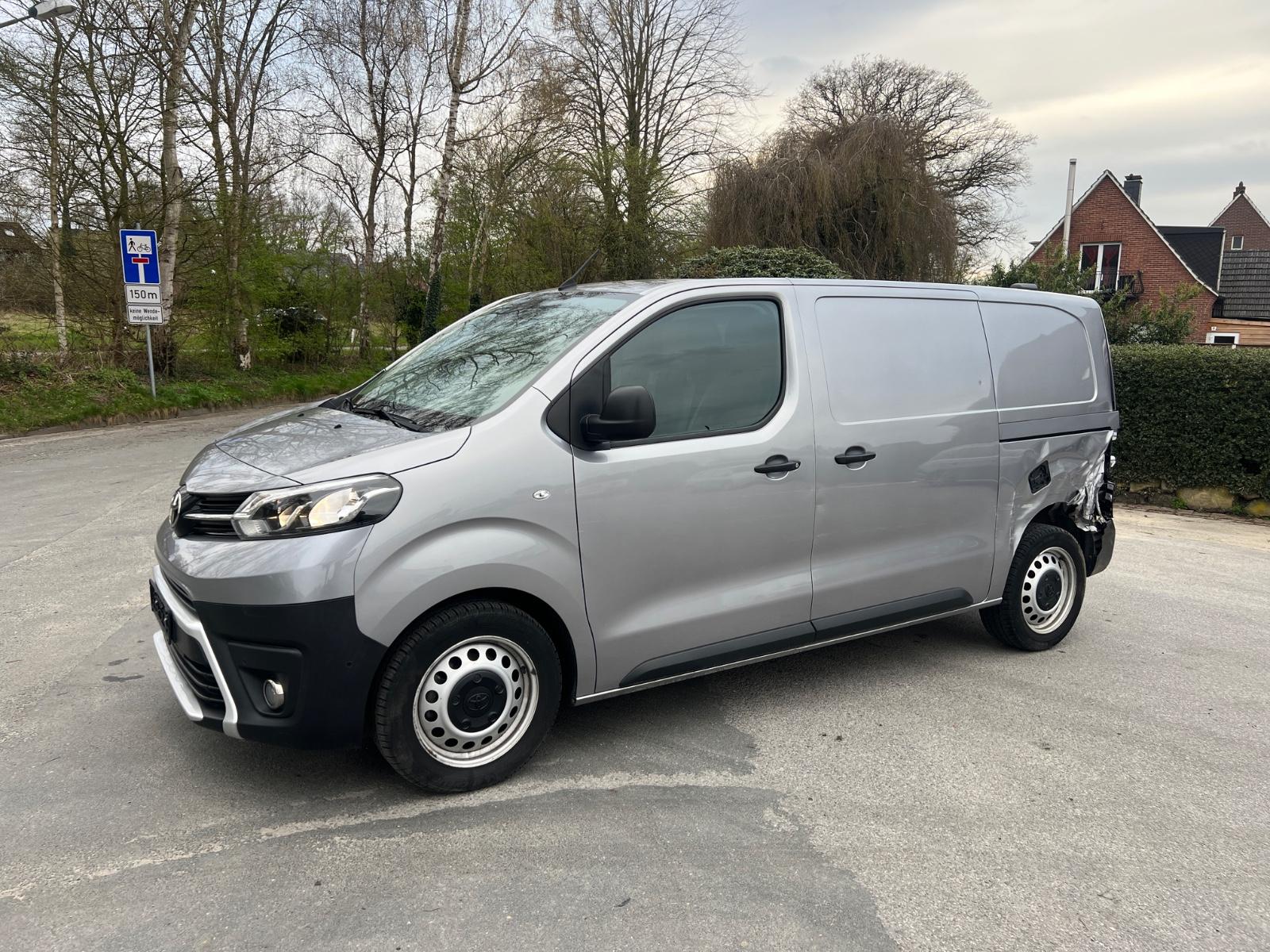 Toyota Proace 2,0-l-D-4D 106kW L1 Klima / Kamera