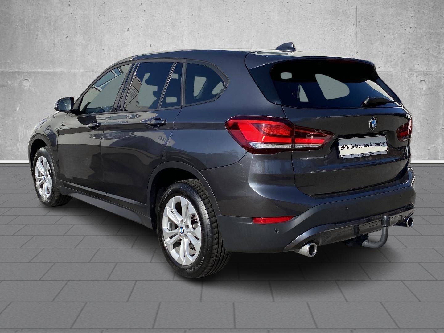 BMW X1 sDrive18d AHK Navi Soundsystem LED El. Heckkl foto 5