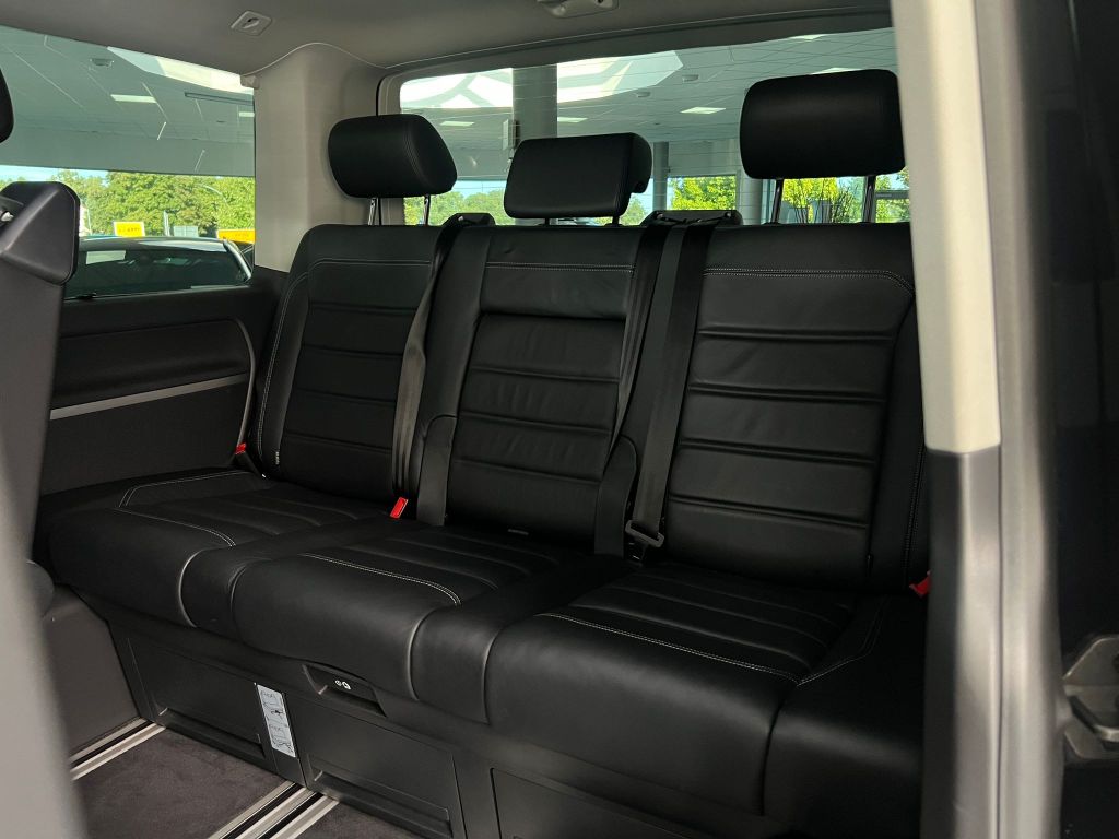 Volkswagen T6 Multivan 2.0 TDI Comfortline*Leder*AHK*DSG*