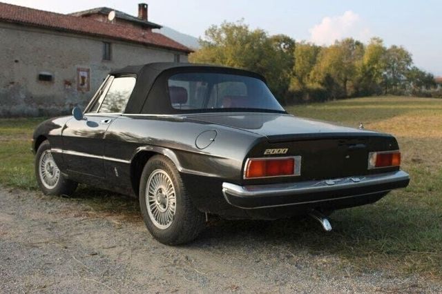 Alfa Romeo Spider 2000 veloce(Duetto, coda tronc