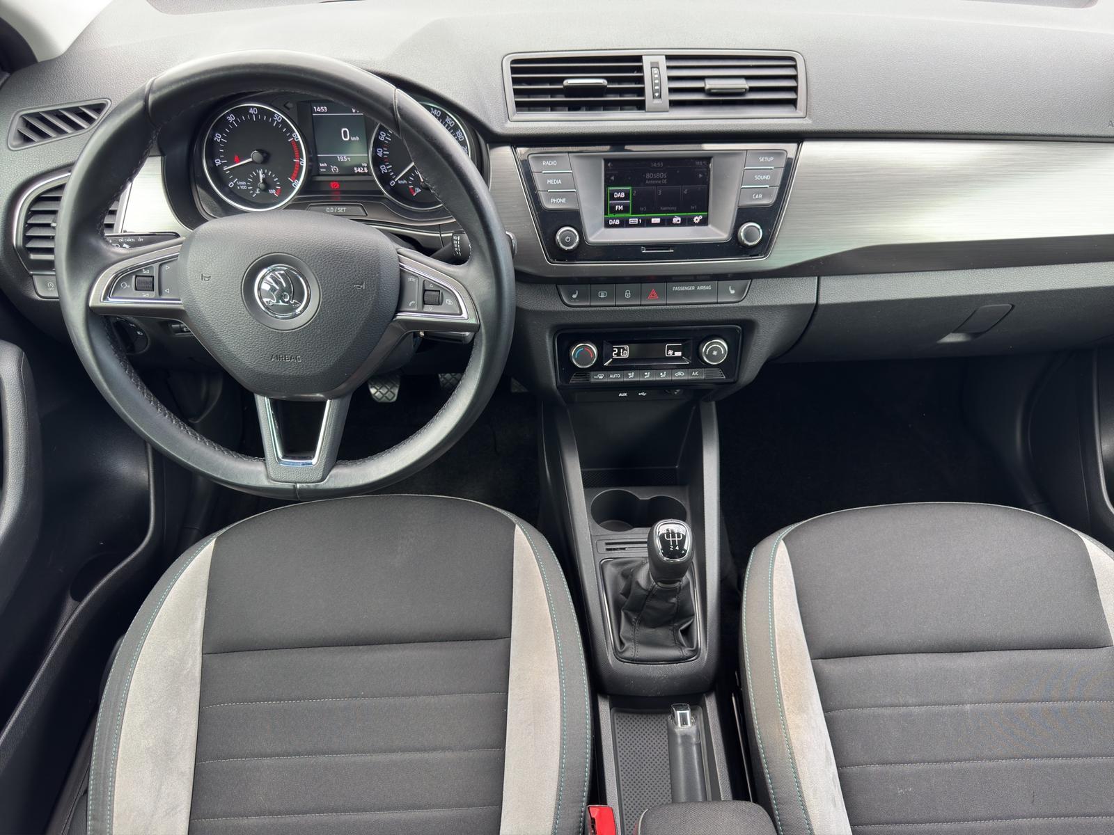 Skoda Fabia Combi 1.2TSI Tempomat PDC Alu16 Sitzhz DAB