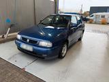 Seat Cordoba 1.6i - Seat Cordoba SE mit Benzin-Antrieb