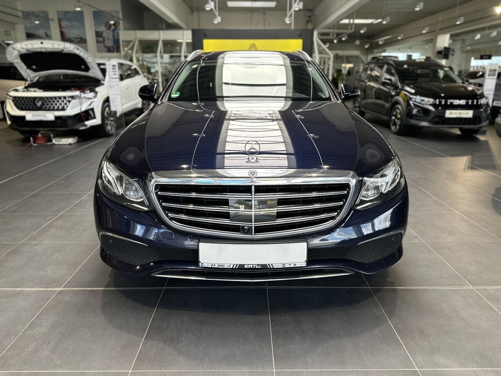 Mercedes-Benz E 300 de T-Modell Exclusive
