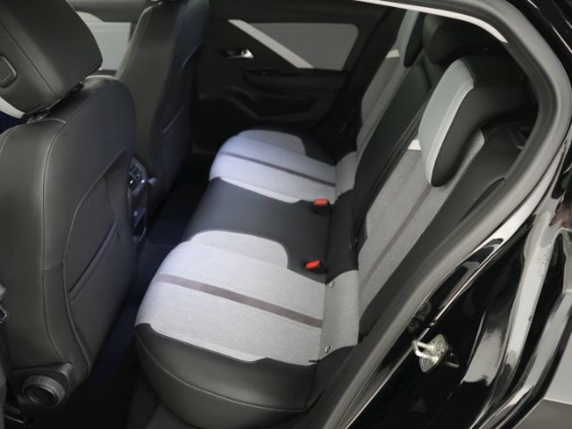 Astra L LIM ELEGANCE PHEV AT+AHK+LED+RÜCKFAHRKAM