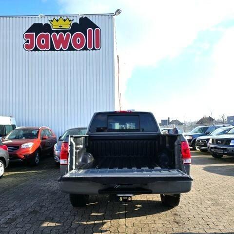 Nissan Titan 2011 — photo 16
