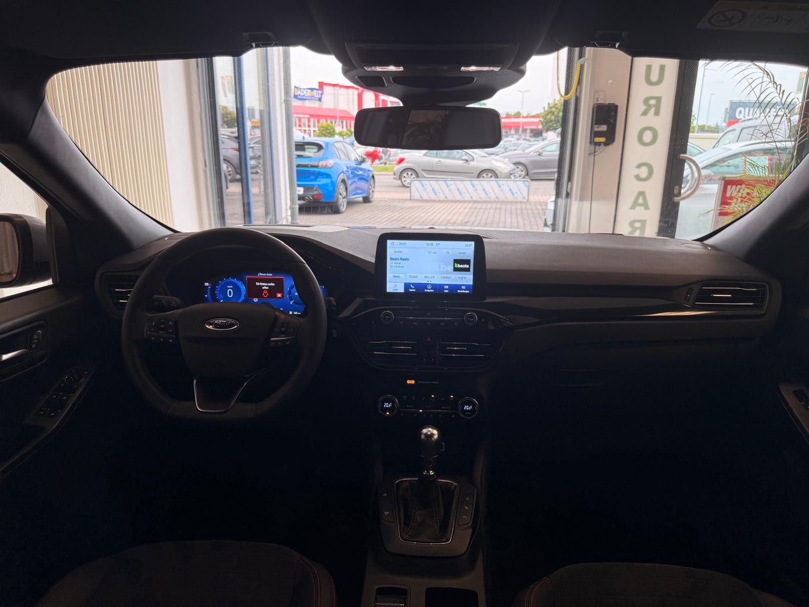 Fahrzeugabbildung Ford Kuga ST-Line X / LED / KAMERA / 25TKM