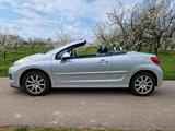 Peugeot 207CC Platinum Klimaautomatik Sitz... - Peugeot 207 in Karlsruhe