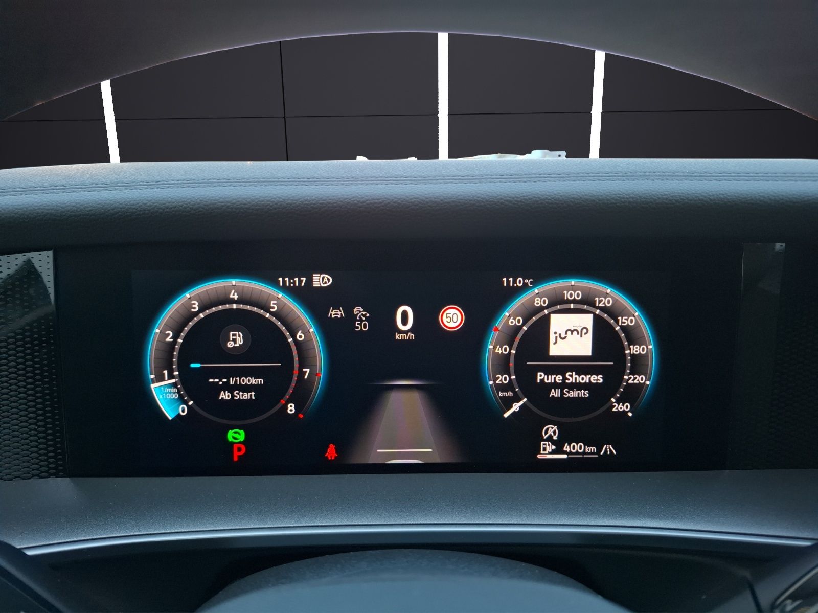 Fahrzeugabbildung Volkswagen Tayron TSI Life DSG 4M LED AHK Navi AID HUD ACC