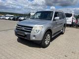 Mitsubishi Pajero 3,2 DI-D Edition25 Automatik *TÜV 02-2028 - Mitsubishi Pajero Edition-20