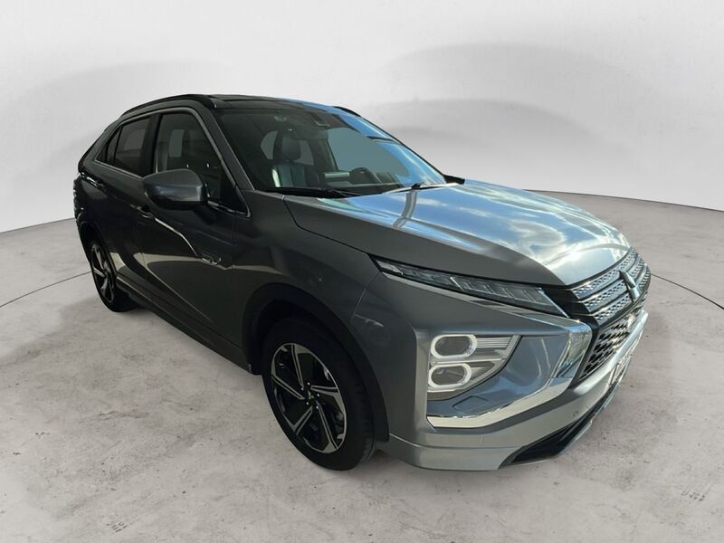 Mitsubishi Eclipse Cross 2.4 MIVEC 4WD PHEV Diam imagem 3