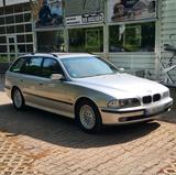 BMW e39 520i Blaue Ausstattung - gebrauchte BMW 520 aus dem Jahr 1999