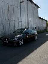 BMW E92 325i  2009  170.000km  - BMW 325: E92 325i
