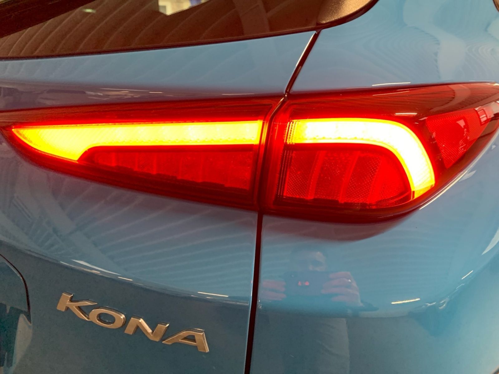 Fahrzeugabbildung Hyundai KONA Trend Elektro 64 kWh Navi Assi Dach