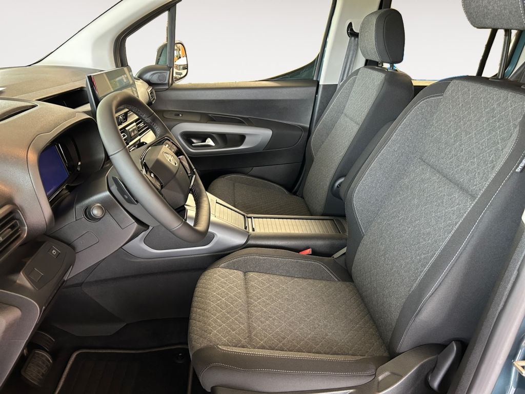 Fahrzeugabbildung Opel Combo 5sitzer 1.5 D 96kW AT XL N1 Edition