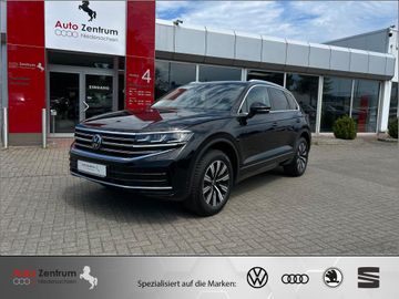 Volkswagen Touareg - 1