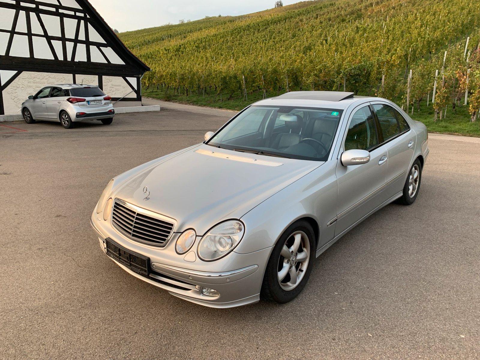 Mercedes-Benz E 320