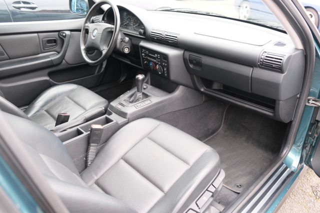 Fahrzeugabbildung BMW 316i Compact/1.Hd/BMW SH/Leder+Klima+SHZ