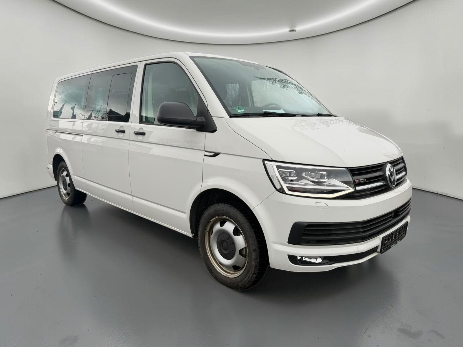 Volkswagen T6 TRANSPORTER LANG*4M*LED*ACC*SPERRE*WERKSTATT imagem 3