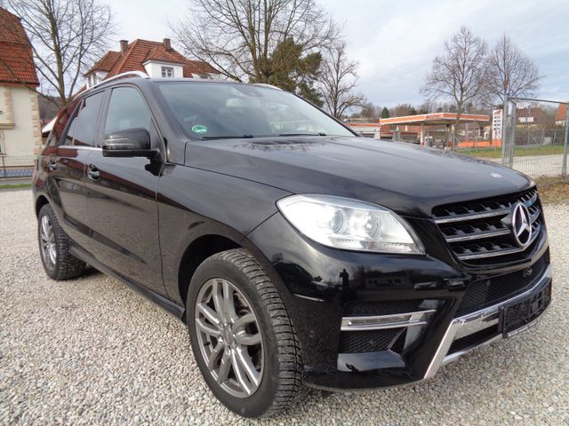 Mercedes-Benz ML 350 CDI AMG Sportpak. Luftfd. Comand Tempom.