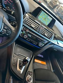 MYAUTOCENTER – Gebraucht- und Jahreswagen mit Werkstattservice in Pfaffenhofen BMW 320 d Sport Line *LED*PDC*Navi*