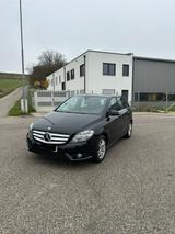 Mercedes-Benz Privatverkauf - MB B 180 CDI BlueEFFICIENC... - : Privatverkauf