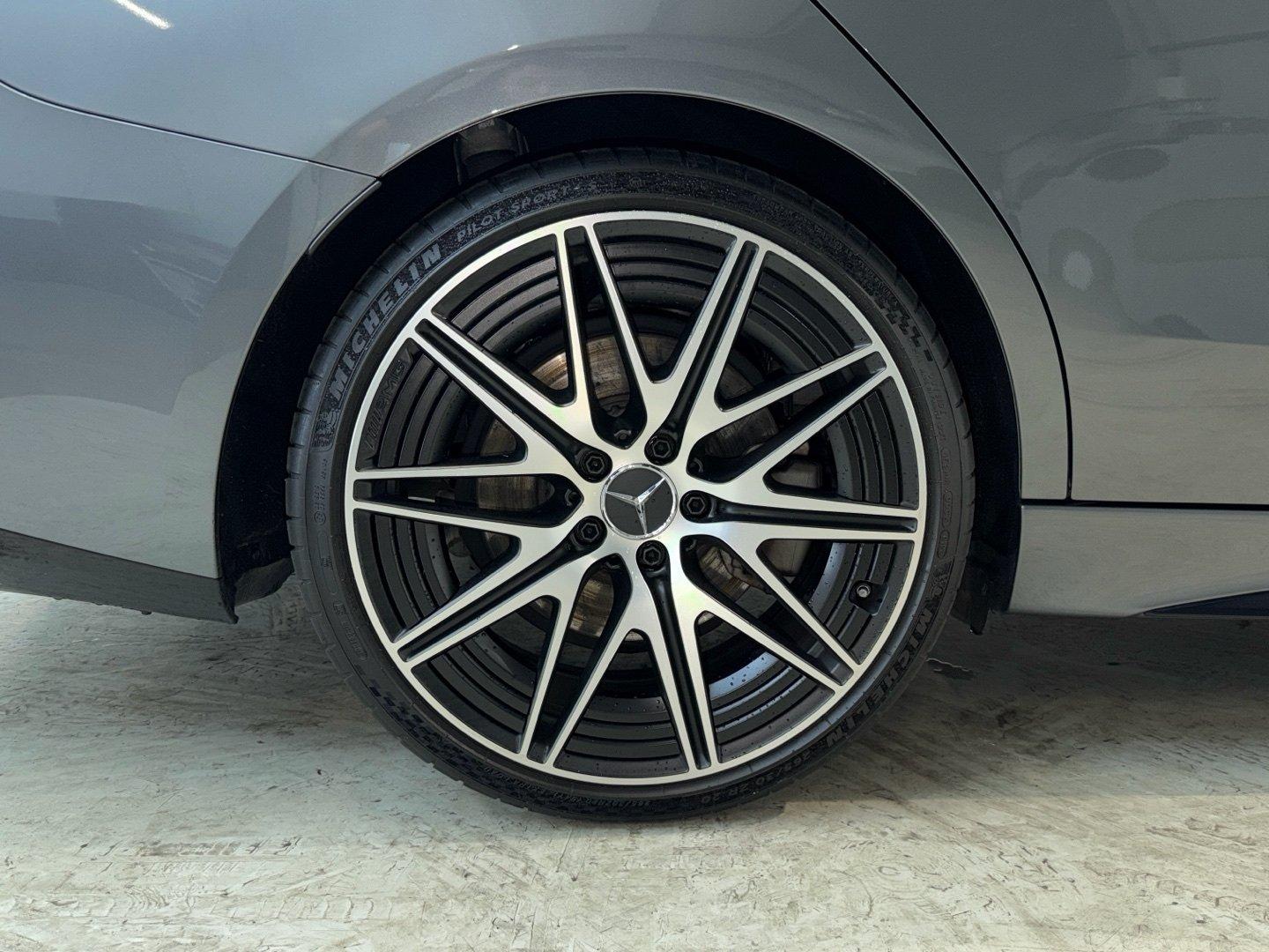 Mercedes-Benz C 43 AMG 4M T Night Drivers-P. Pano Head-Up 360°