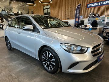 Mercedes-Benz B 200 *Kamera*PDC*Leder*Keyless*Navi*
