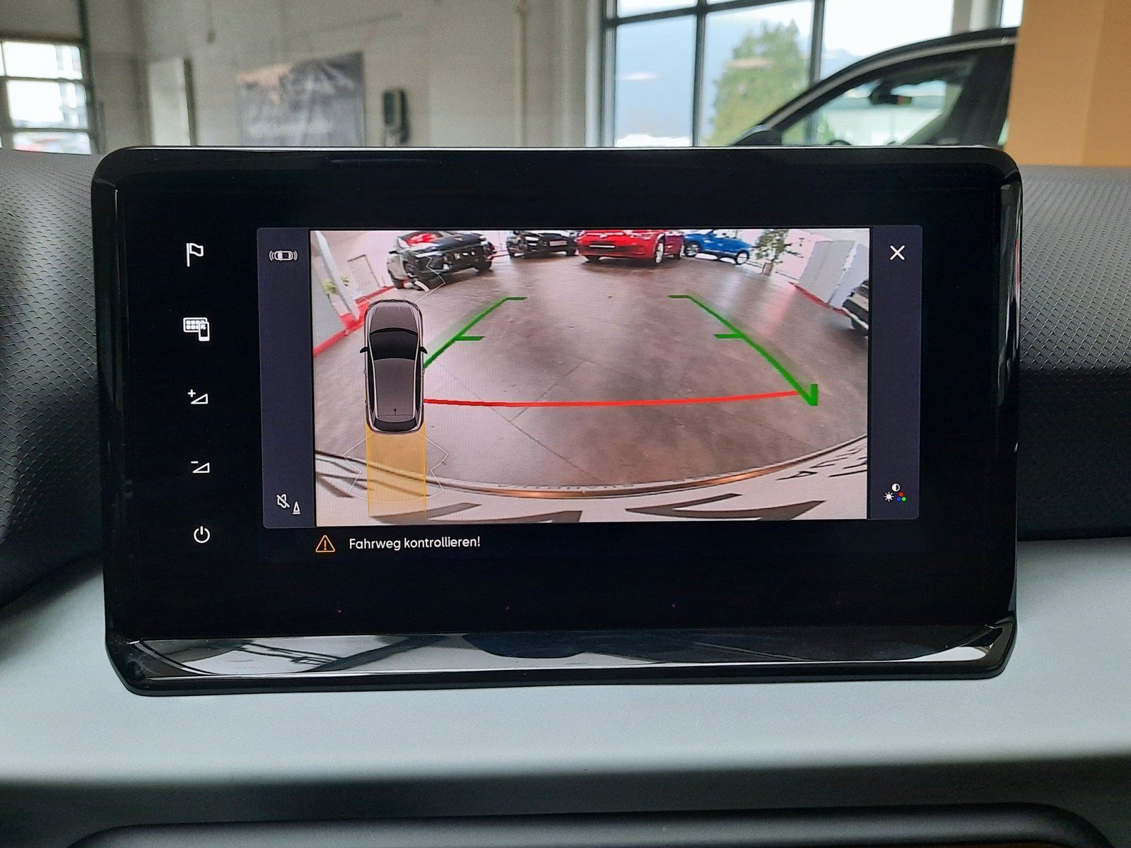 Fahrzeugabbildung SEAT Ibiza Style TSI *Navi*Cam*LED*Sitzhzg*Einparkh*