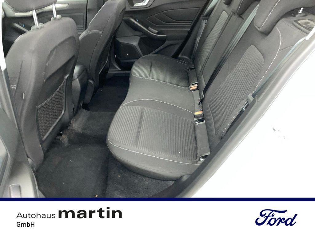 Fahrzeugabbildung Ford Focus 1.5 EcoBlue Titanium S/S ACC FACEL. LED