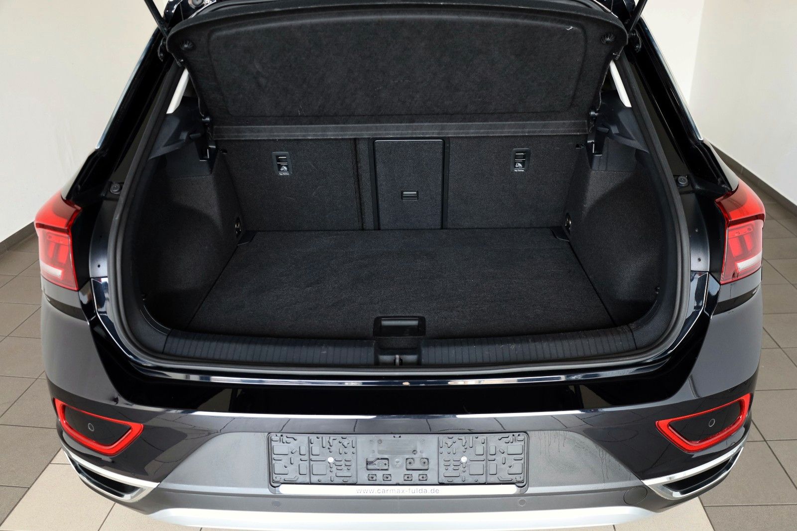 Fahrzeugabbildung Volkswagen T-Roc Style T.Leder,Navi,LED,ACC,SH,PDC,SR+WR