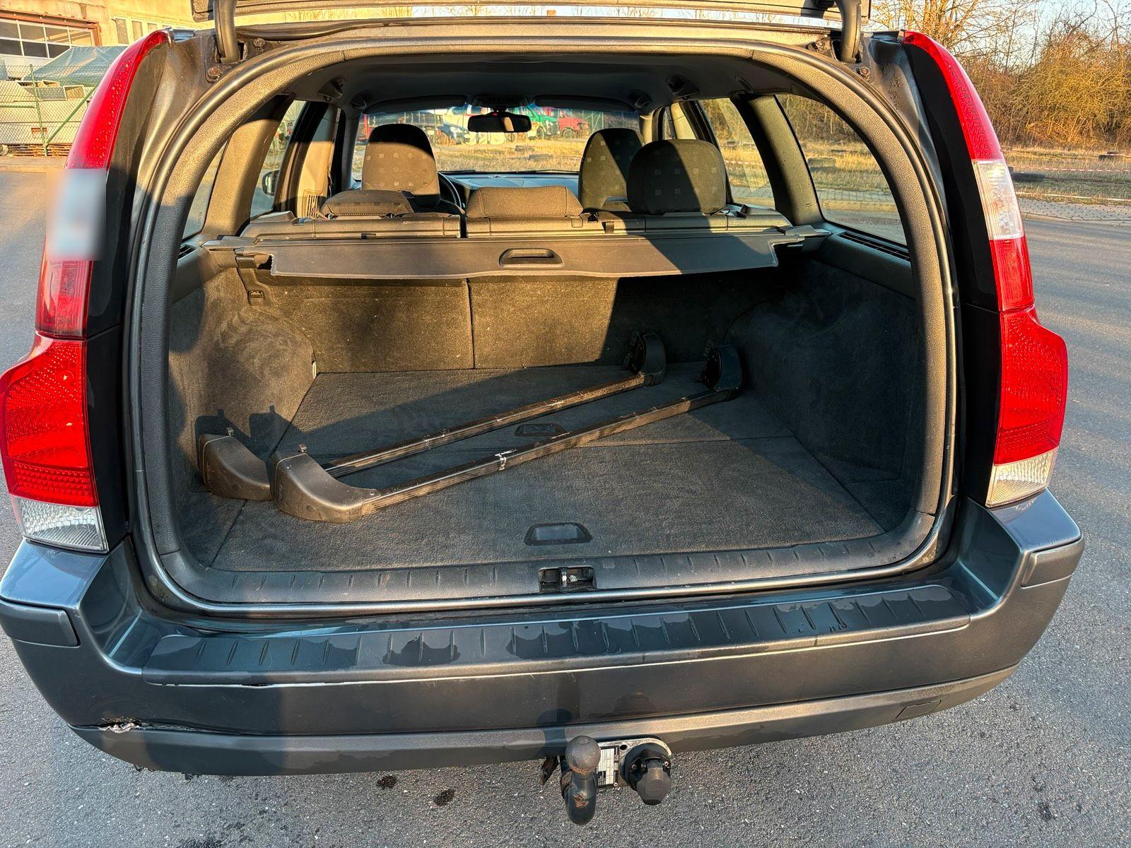 Volvo V70 2006 — photo 6