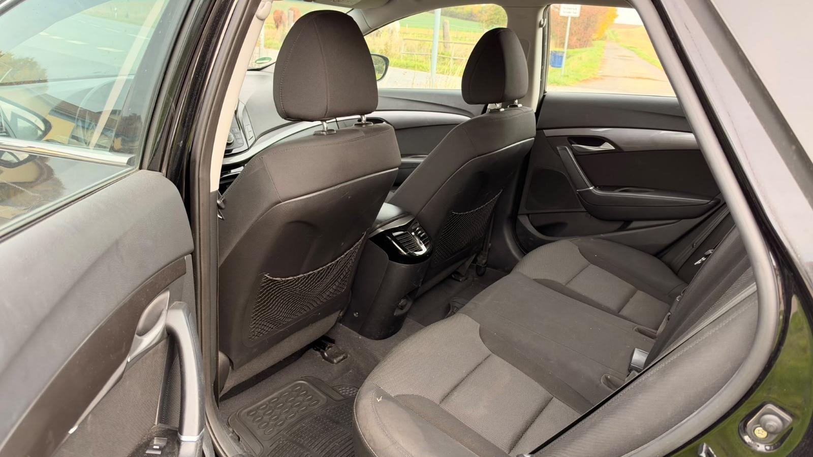 Hyundai i40 2015 — photo 11