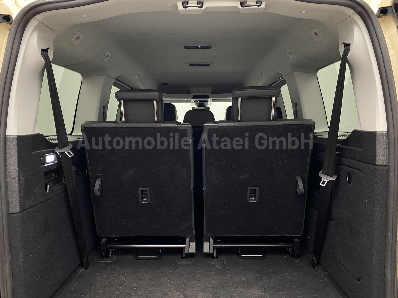 Fahrzeugabbildung Volkswagen Caddy Maxi 2.0 TDI *TAXI* 7-SITZE+LEDER 0887