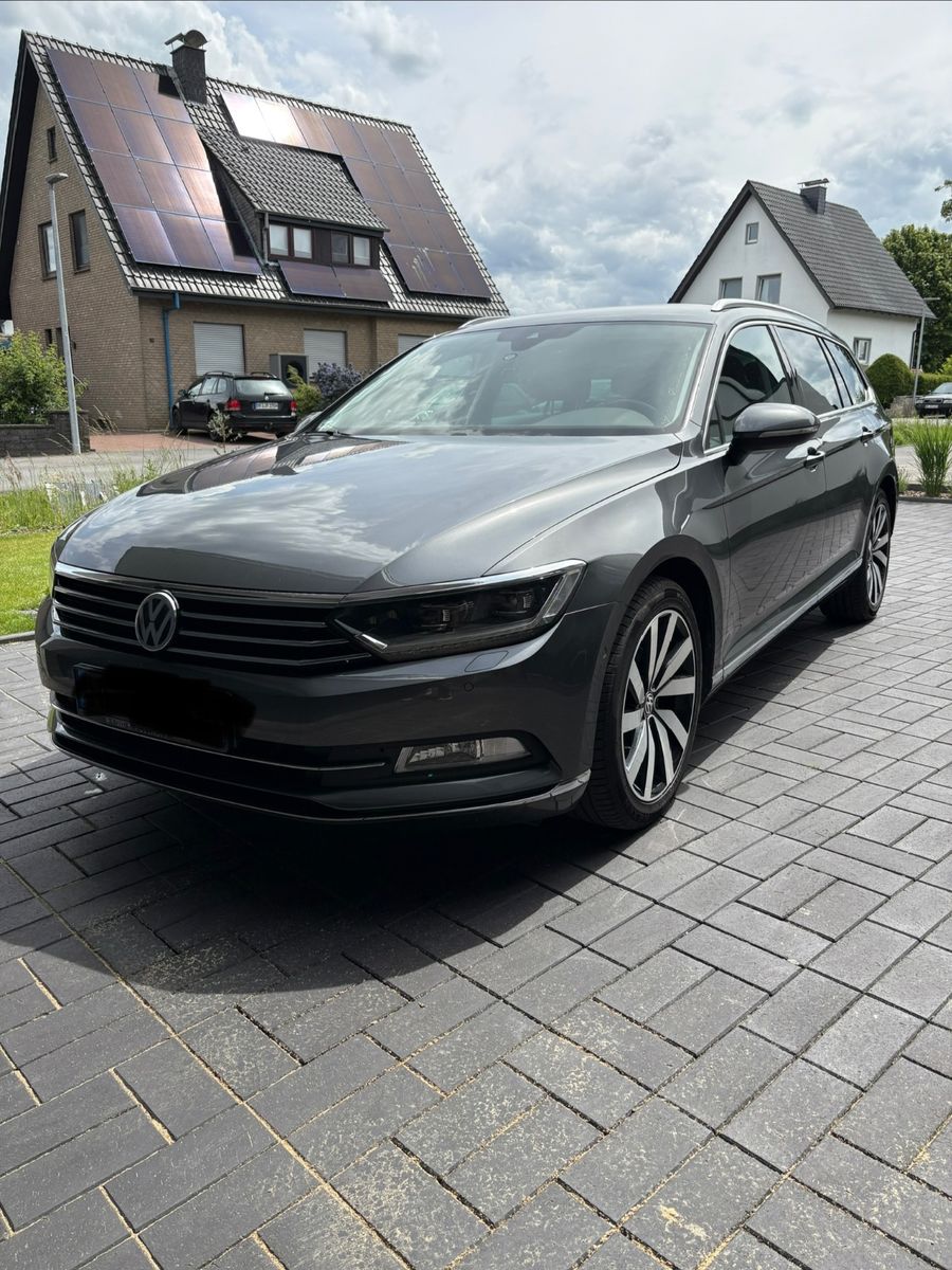 VW Passat Variant DSG AHK HGHL LED 8-fach bereift 