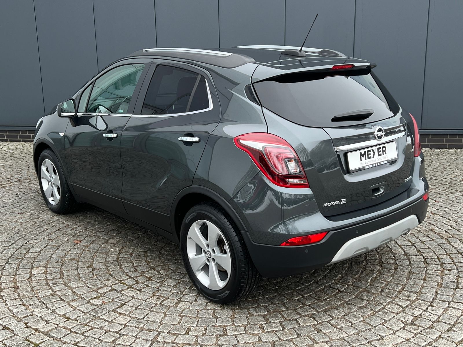 Fahrzeugabbildung Opel Mokka X Innovation 1.4 Turbo Automatik *AHK, Nav