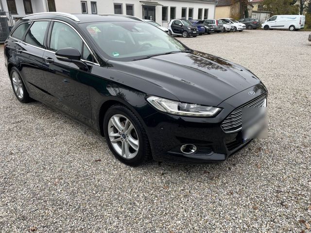 Ford Mondeo Titanium Scheckheft gepflegt