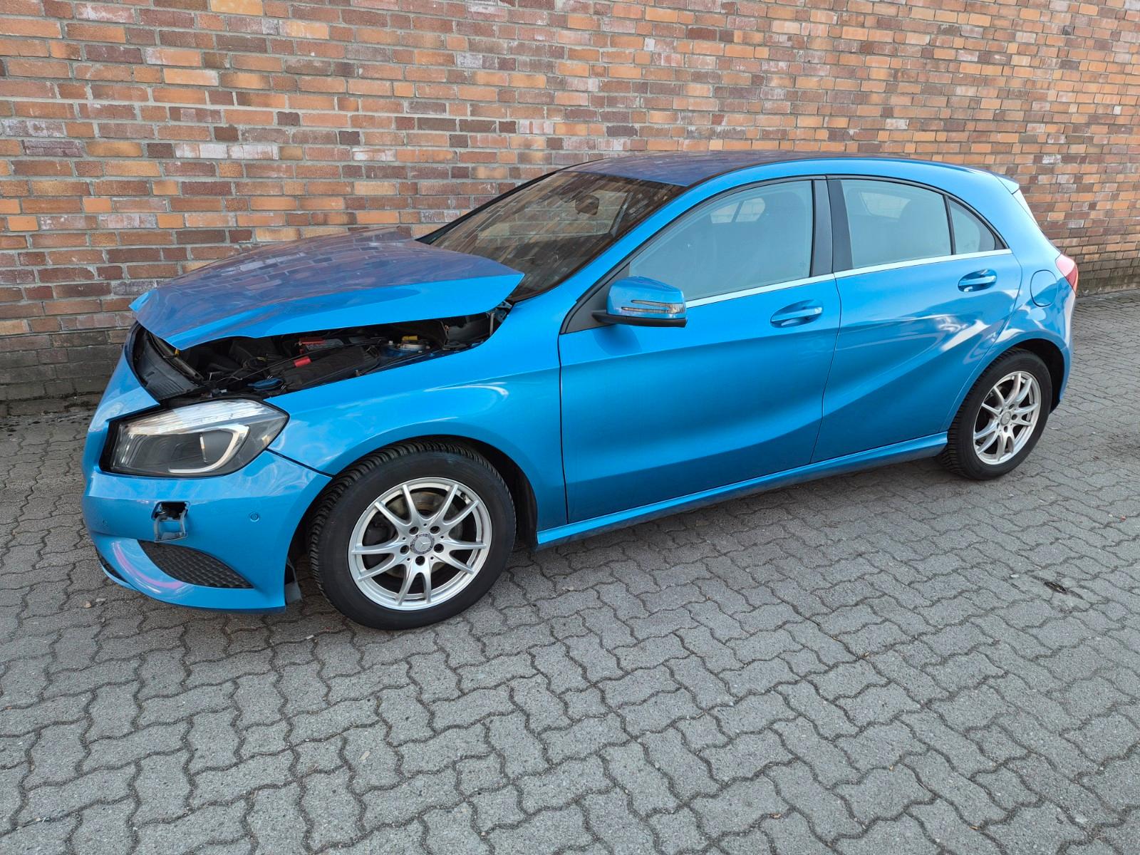 Mercedes-Benz A 180 BlueEfficiency* Motor ok* Airbags ok *